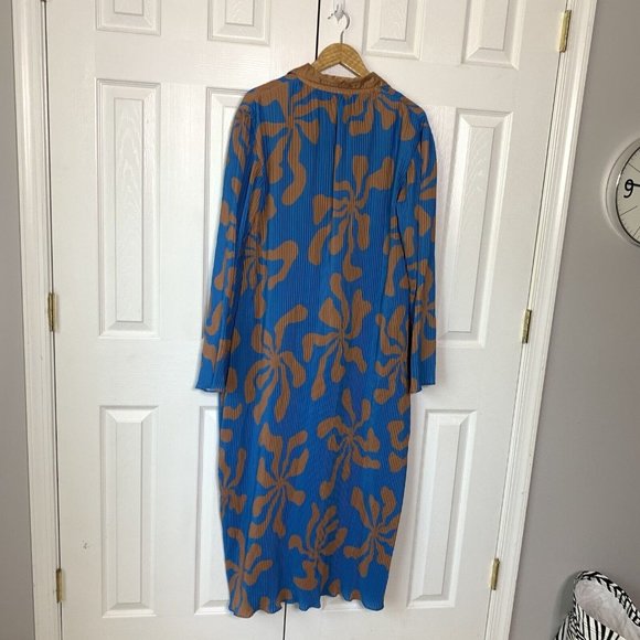 Arthur Apparel Women Crinkle Splat Midi Dress - Picture 8 of 9